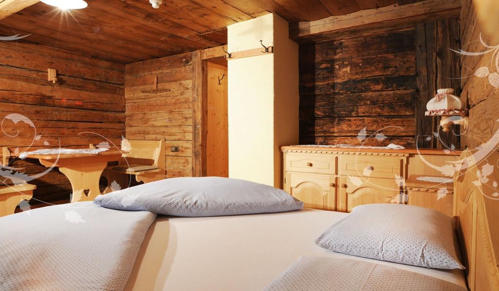Glinzhof Mountain Natur Resort Agriturismo San Candido Room photo
